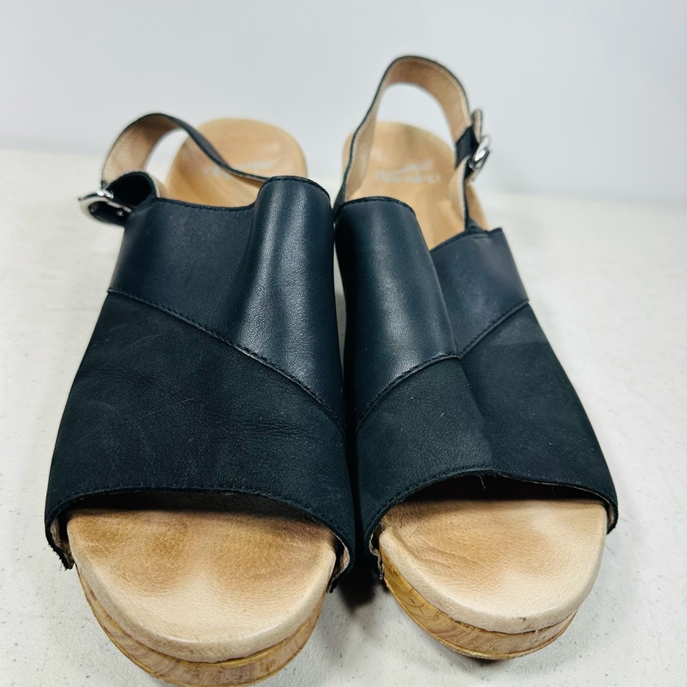 Dansko Sandals Women 42 Madalyn Sling back Black Leather Block Heels US 11 - Picture 2 of 6